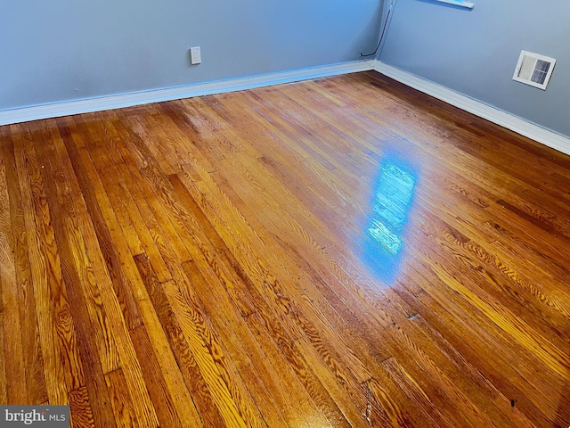 room details with hardwood / wood-style flooring