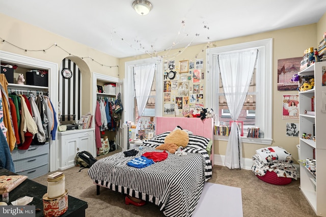 view of carpeted bedroom