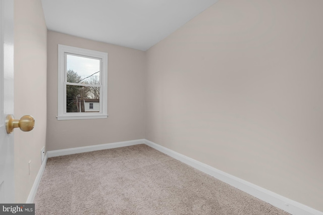 empty room featuring carpet