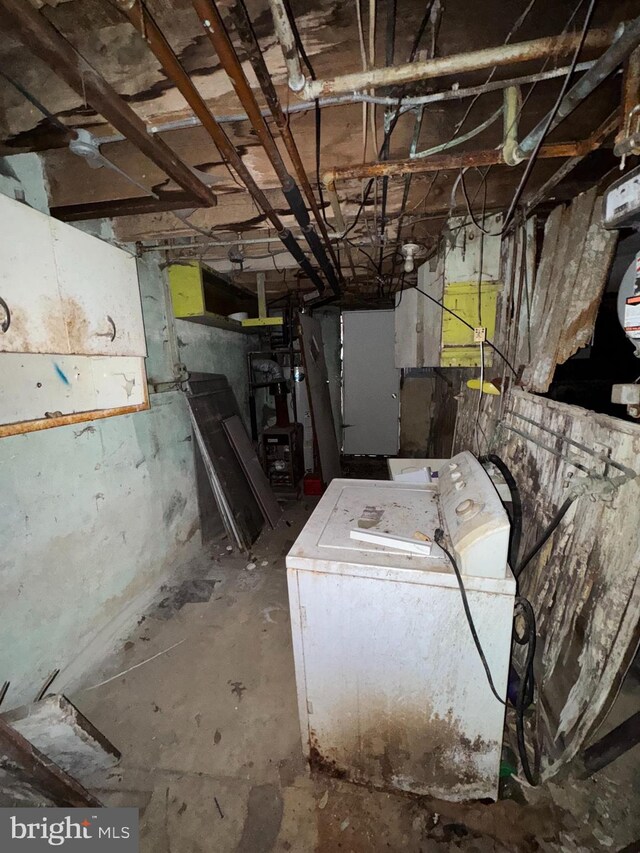 1209 Gilham St, Philadelphia, PA 19111 - basement featuring washer / clothes dryer