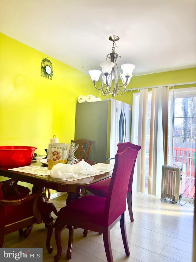 dining room featuring an inviting chandelier