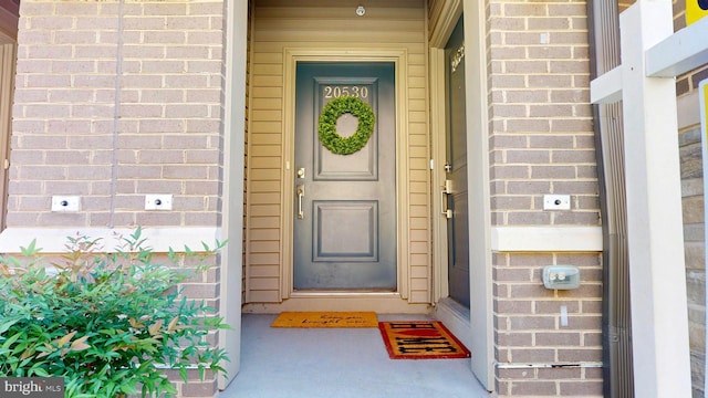 view of property entrance