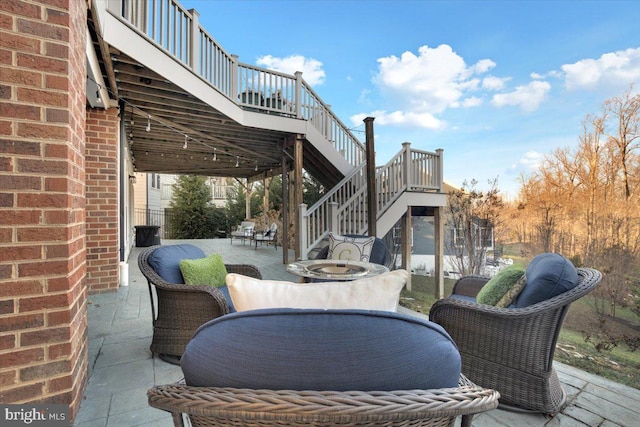 view of patio / terrace featuring an outdoor hangout area