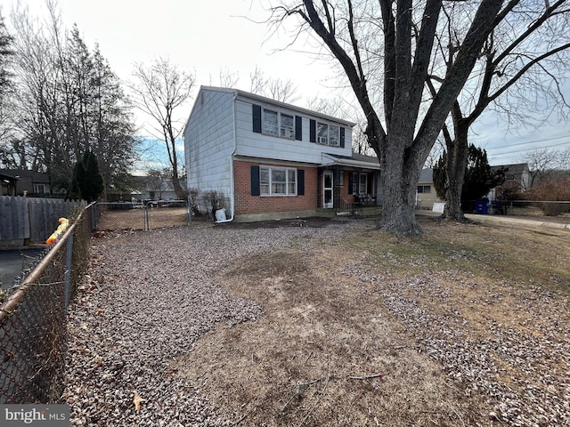 view of front property