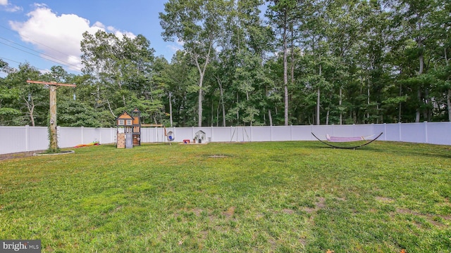 view of yard featuring a playground