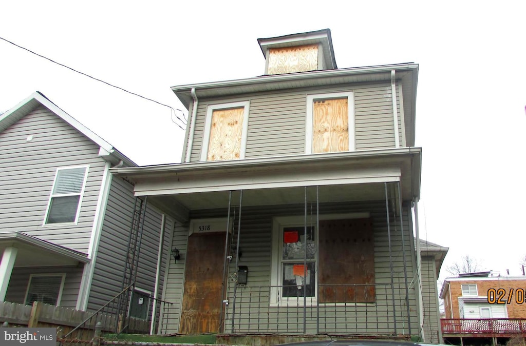 view of front of home with a porch