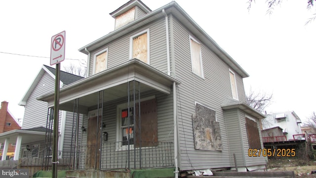 view of front of home with a porch