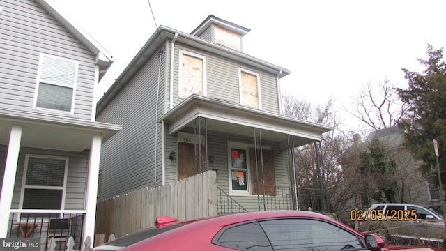 view of front of house with a porch