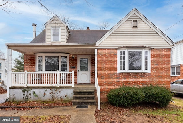 bungalow-style home with covered porch