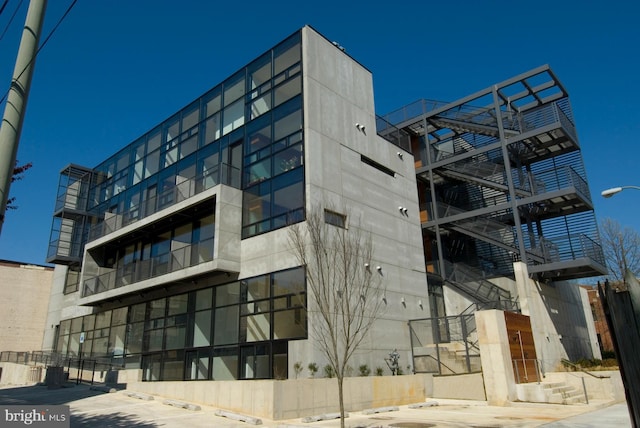 view of building exterior