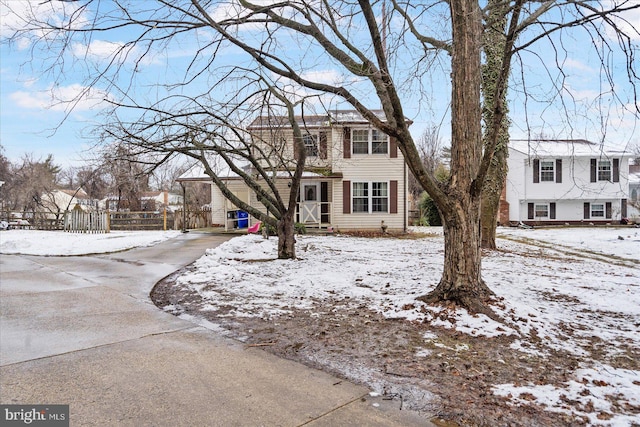 view of front of property