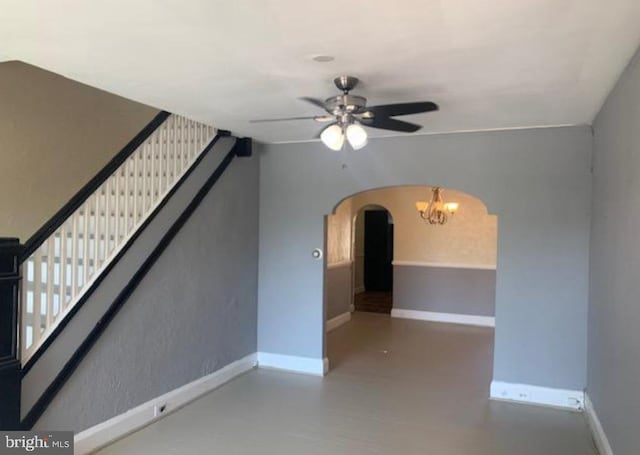 empty room with ceiling fan