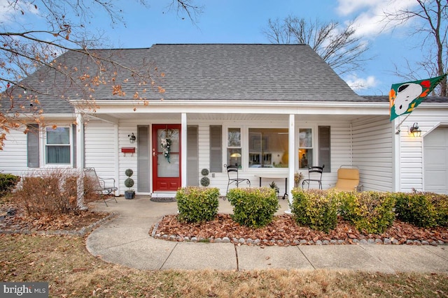 view of front of property with covered porch