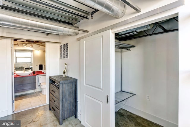 closet with sink