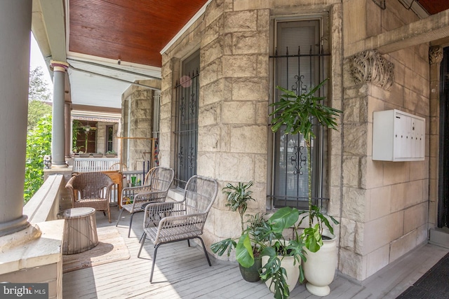 exterior space with a porch