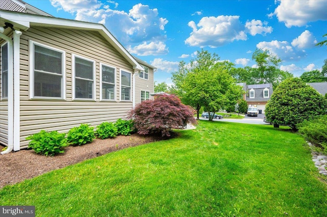 11050 Sanandrew Dr, New Market, MD 21774 - view of green lawn