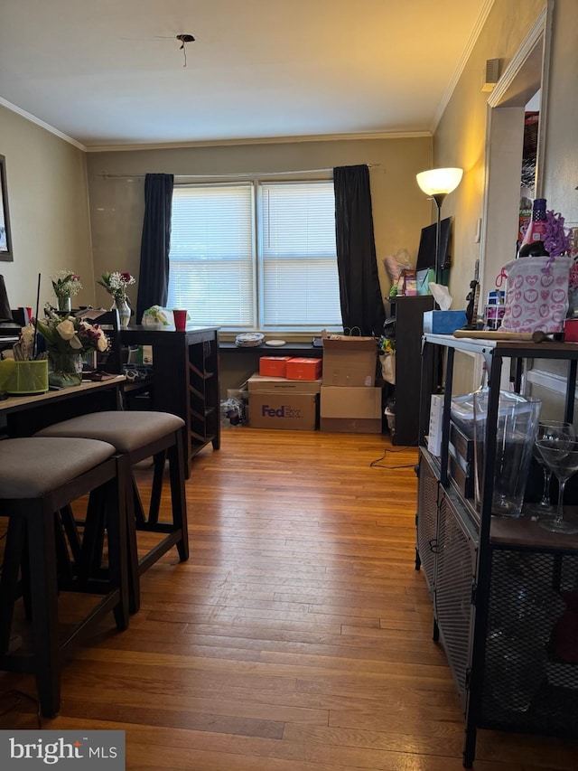 1628 Gleneagle Rd, Baltimore, MD 21239 - living area with crown molding and wood-type flooring