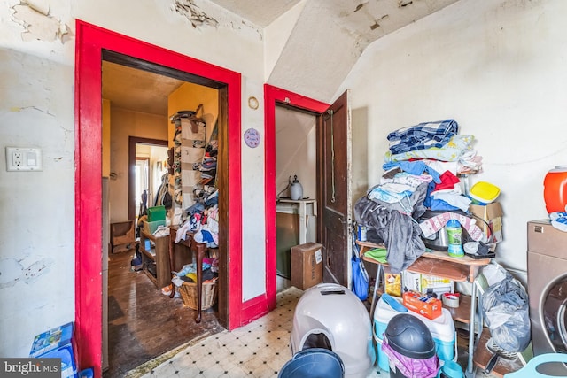 hall featuring washer / clothes dryer