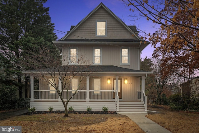 view of front facade featuring a porch