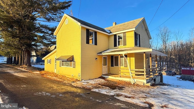 view of front of home with covered porch