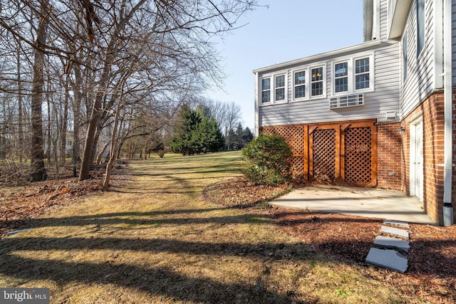 view of yard with a patio area