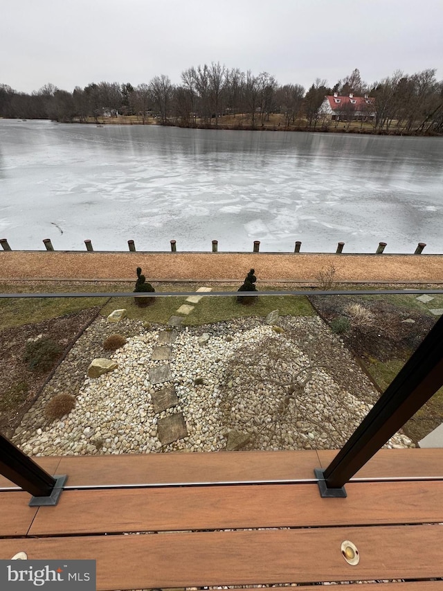 view of water feature