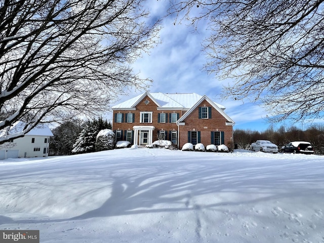 view of front facade with brick siding