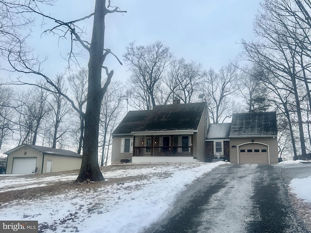 view of front of house featuring covered porch