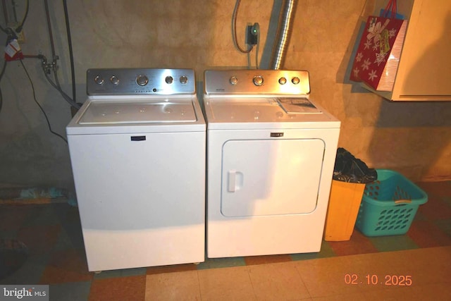 laundry room featuring washer and dryer