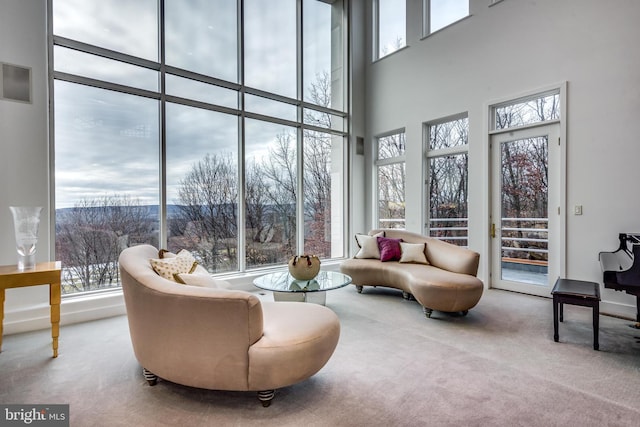 view of sunroom / solarium