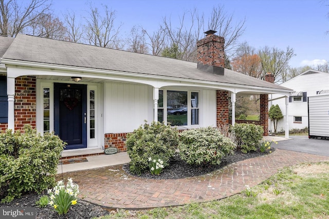 view of front of house featuring covered porch