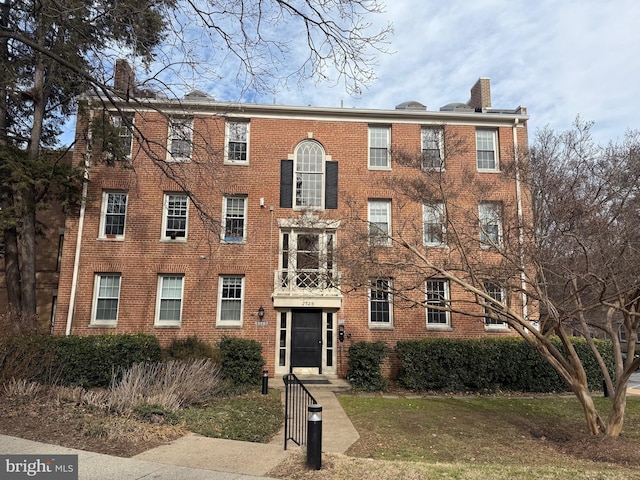 view of building exterior