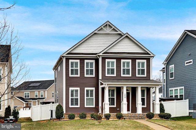 view of front of house featuring a front lawn