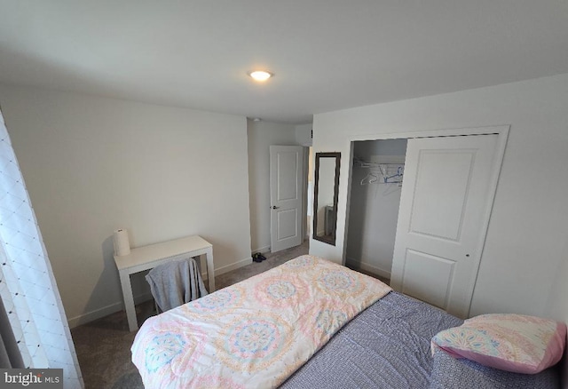 carpeted bedroom featuring a closet