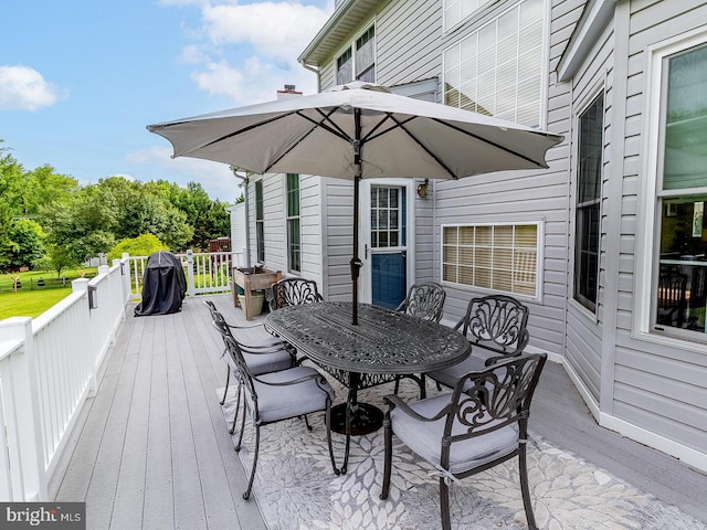 view of wooden deck