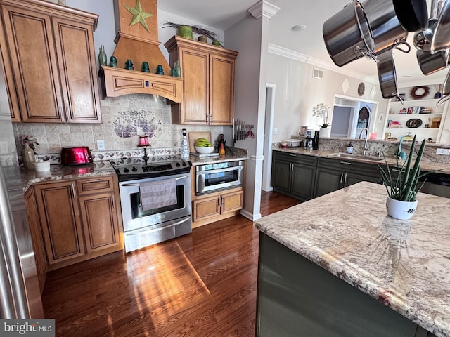 kitchen with decorative backsplash, electric stove, ornamental molding, dark wood-type flooring, and a sink