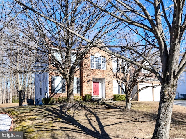 view of front property