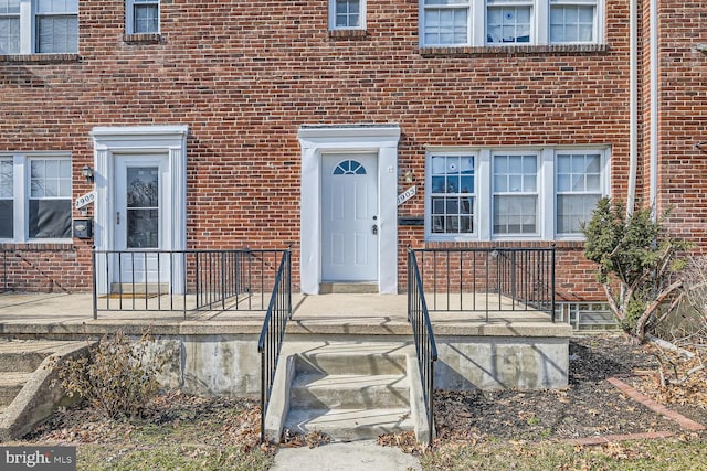 view of property entrance