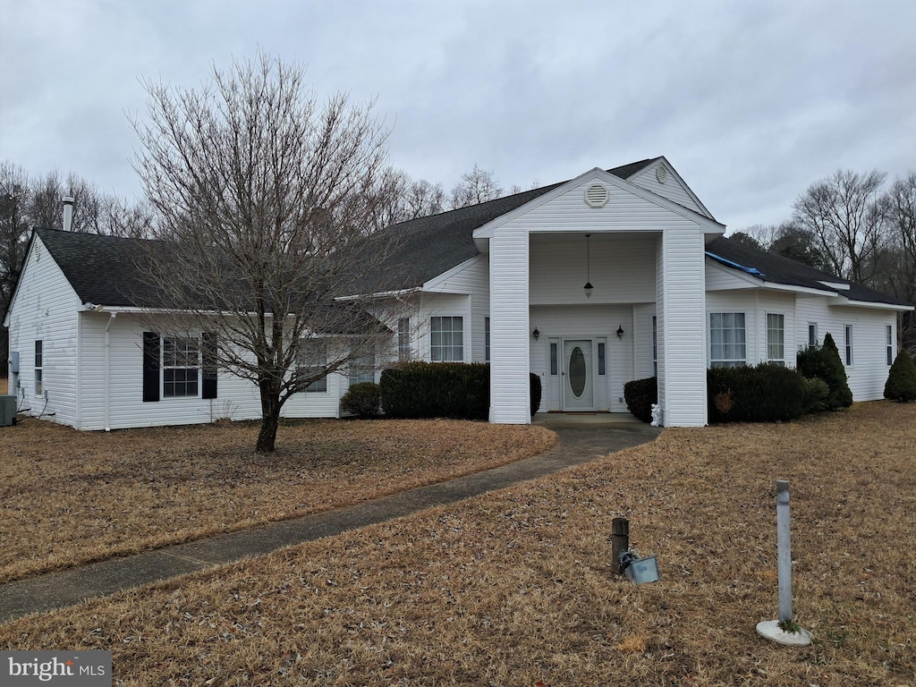 view of front of property featuring cooling unit