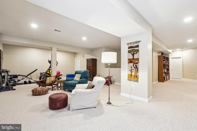 living area featuring visible vents, recessed lighting, carpet, and baseboards