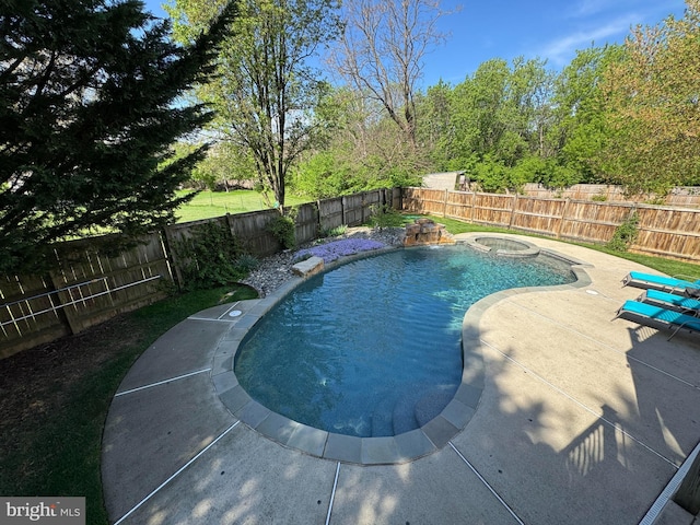 6852 Fielding Ct, Frederick, MD 21703 - view of pool with a fenced in pool, a fenced backyard, a patio area, and an in ground hot tub