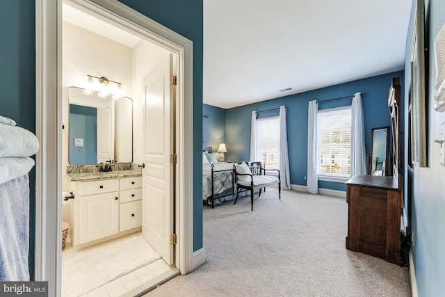 bathroom with vanity