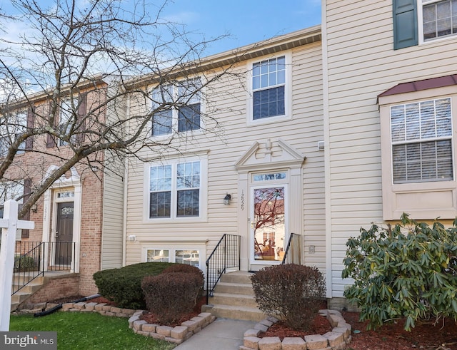 view of townhome / multi-family property