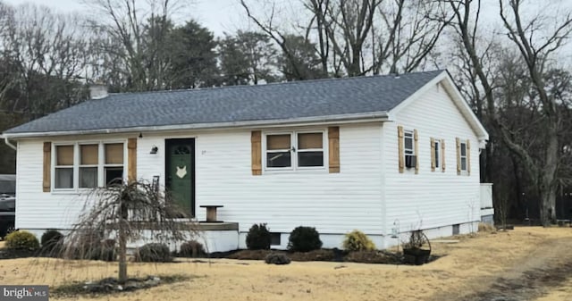 view of front of property