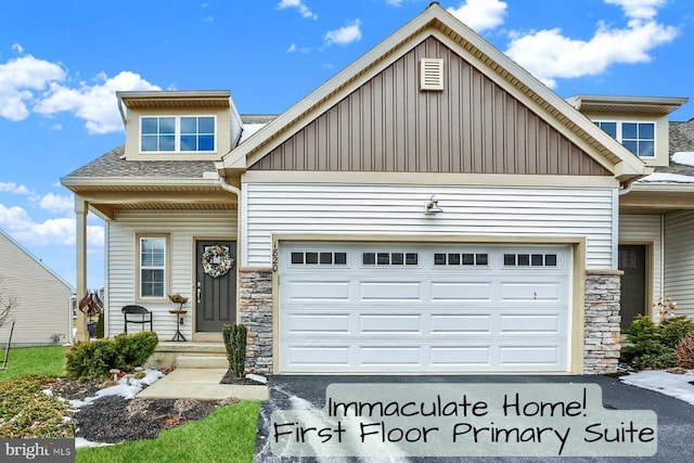 view of front of home featuring a garage