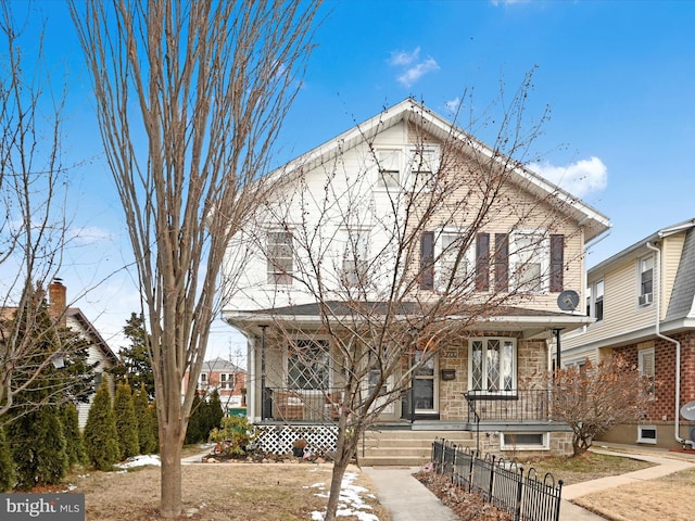 view of front of house featuring covered porch