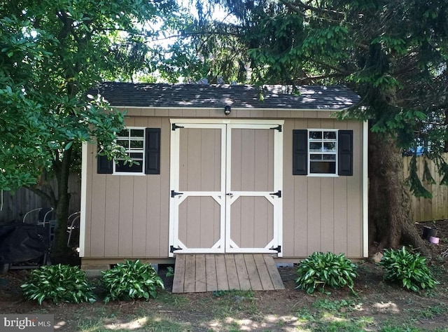 view of outbuilding