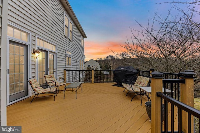 view of deck at dusk