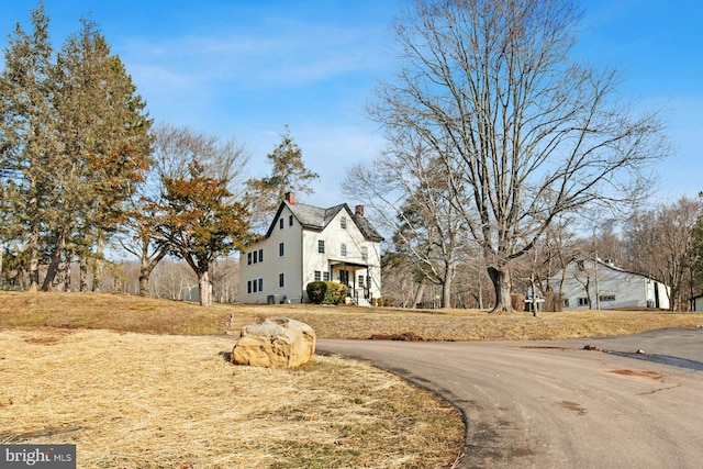 view of property exterior