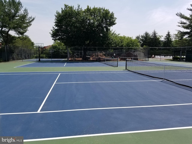 50B Darien, New Hope, PA 18938 - view of tennis court with community basketball court and fence